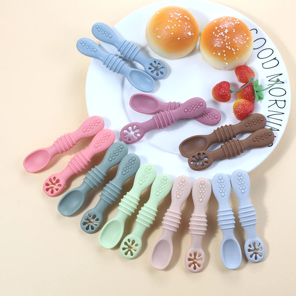 Silicone Baby Dining Set – Non-Slip Plate & Spoon with Cute Cartoon Smile Face for Toddlers