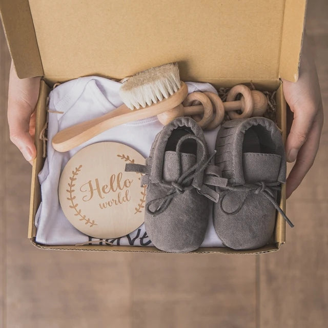 Newborn Gift Box – Cotton Towel, Blanket, Milestone Cards & Wooden Baby Essentials for a Perfect Birth Present